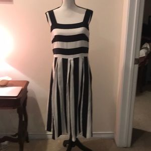 Silk black and white dress size 14